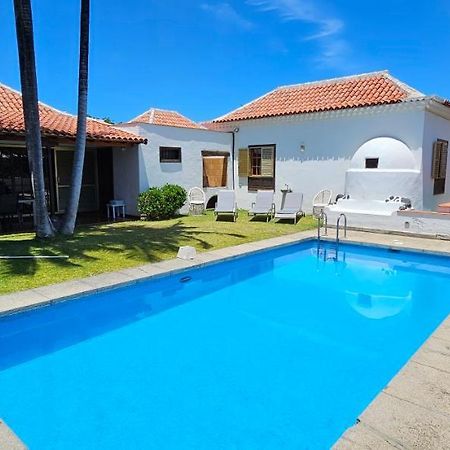 Villa La Paz Пуэрто-де-ла-Крус Экстерьер фото